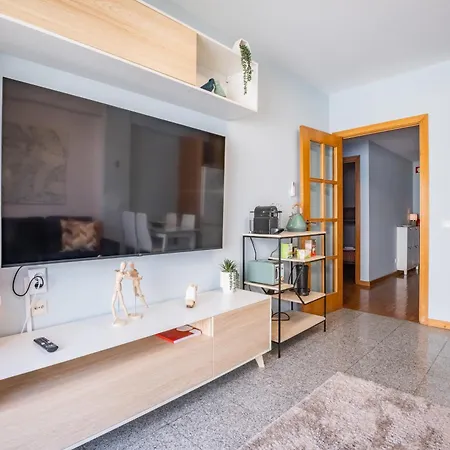 Oceanleaf - Ecohost - Quiet With Balcony, Near And Metro 6px